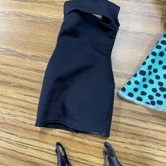 Set of Three 12 inch Doll (Barbie, etc.) Dresses - Picture 2 of 4